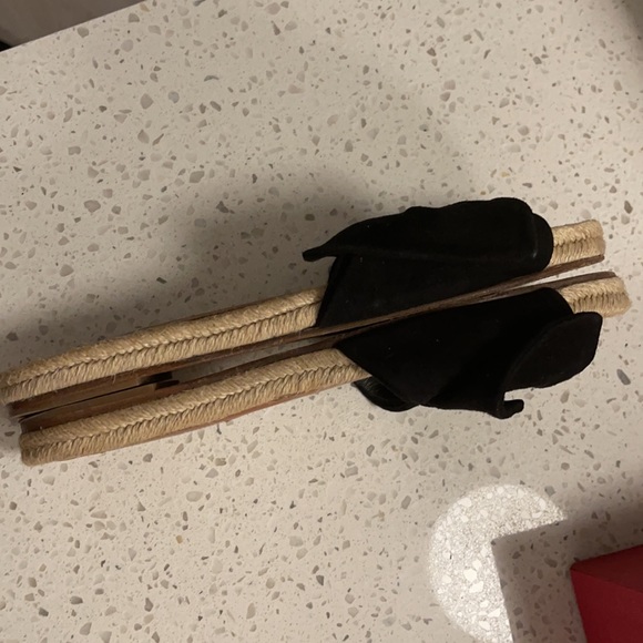 VALENTINO BOW SANDALS - Picture 3 of 4